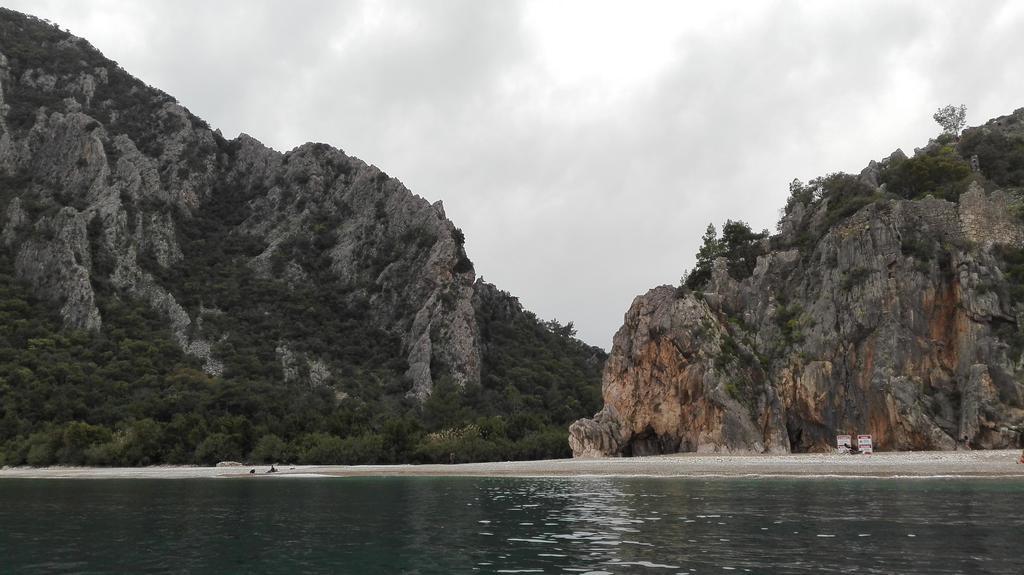Rosemary Pansiyon Çıralı エクステリア 写真